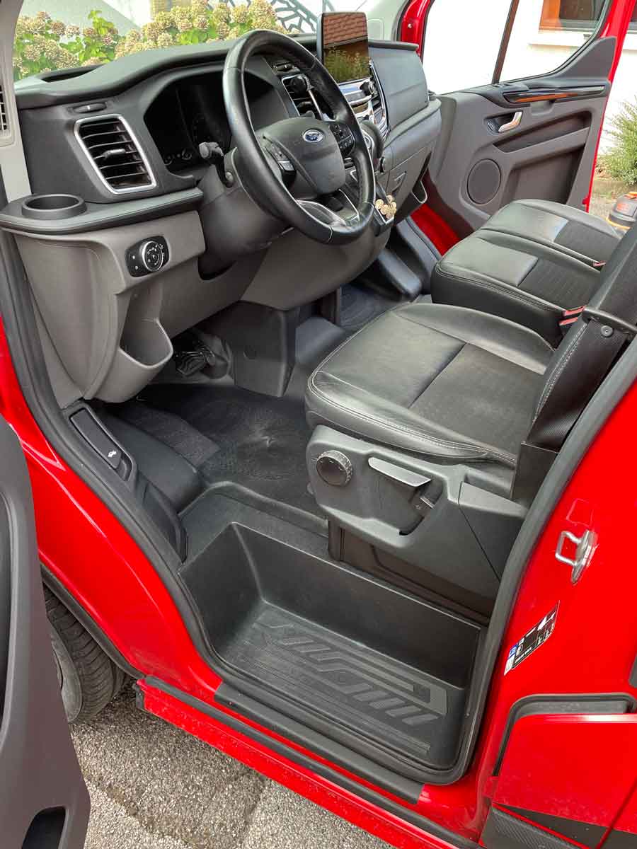 Intérieur Ford après nettoyage